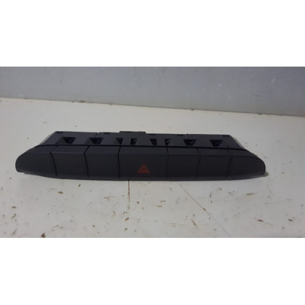 Botão Pisca Alerta Fiat Mobi Original 100233013