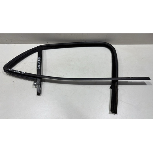 Pestana Canaleta Traseiro Direito Vidro Porta Fiat Argo Usad