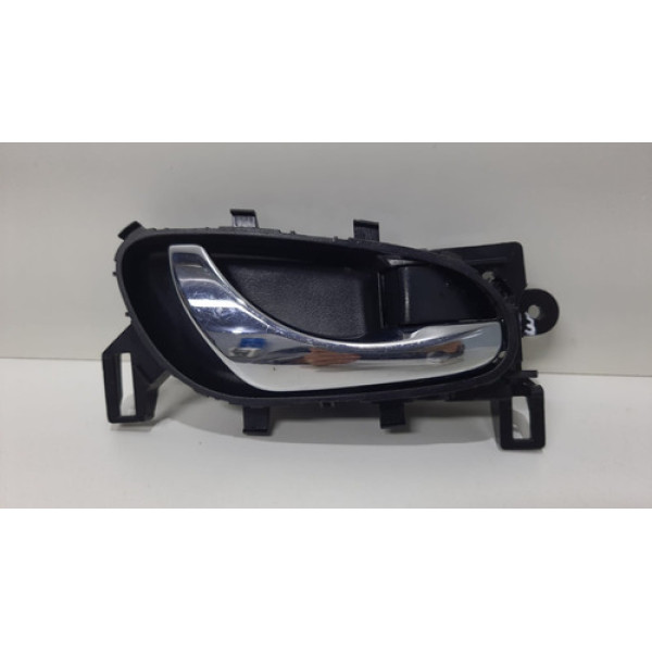 Maçaneta Interna Direita Nissan Sentra 2016/2020  