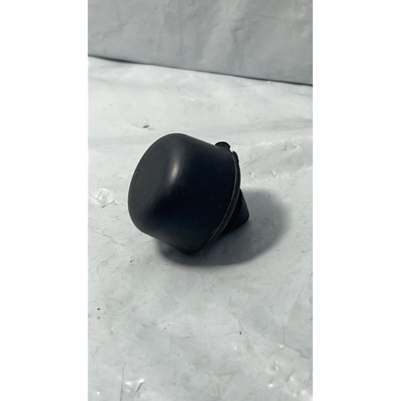 Batente Tampa Porta Malas Gm Cruze 2017 Á 2023 Original Batente Tampa Porta Malas Gm Cruze 2017 Á 2023 Original