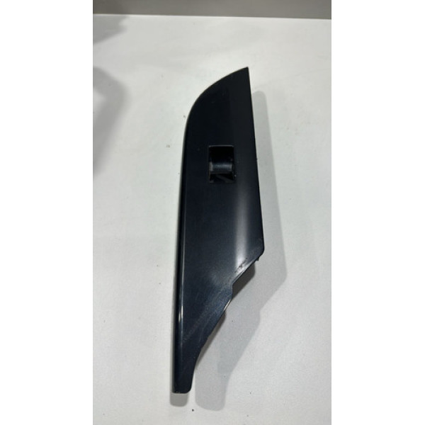 Moldura Botão Vidro Dianteiro Direito Hilux 2017 A 2021