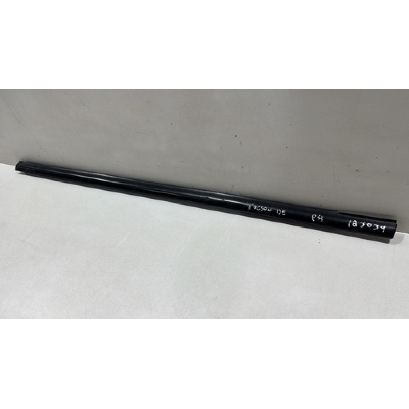 Pestana Externa Porta Dianteira Esquerda Tucson 2005/2015 Pestana Externa Porta Dianteira Esquerda Tucson 2005/2015