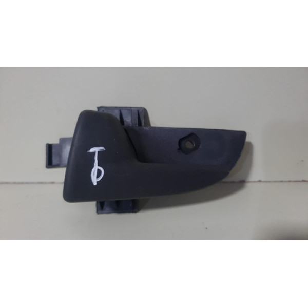 Maçaneta Interna Porta Esquerda Celta Prisma 2007/2012