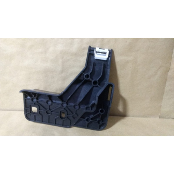 Suporte Console Central Lado Esquerdo Vw Jetta 2011/2016