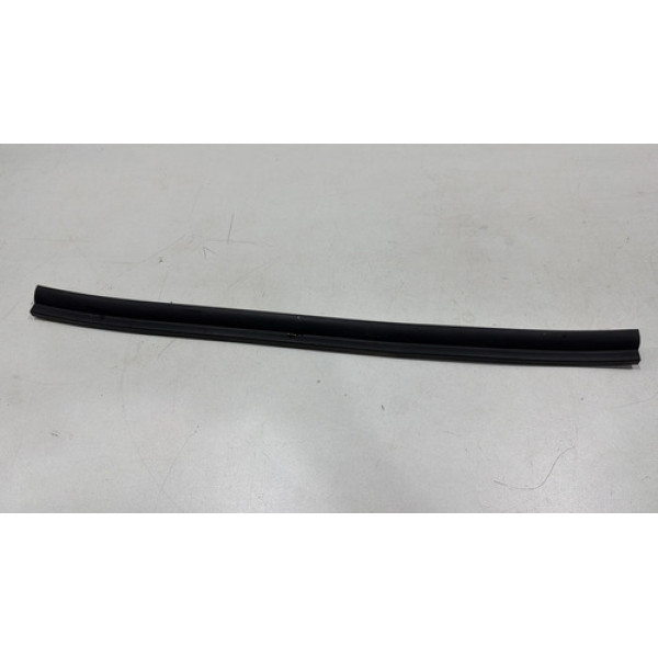 Borracha Inferior Porta Traseira Esquerd Honda Hrv 1.8 19 20