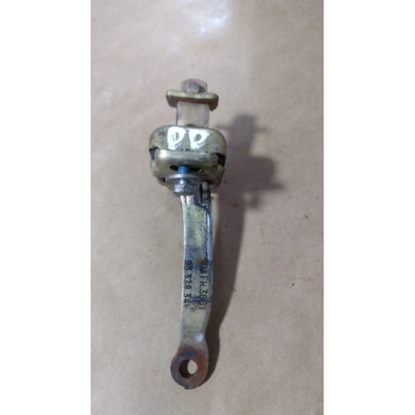 Limitador De Porta Dianteiro Esquerdo Corsa Super,classic