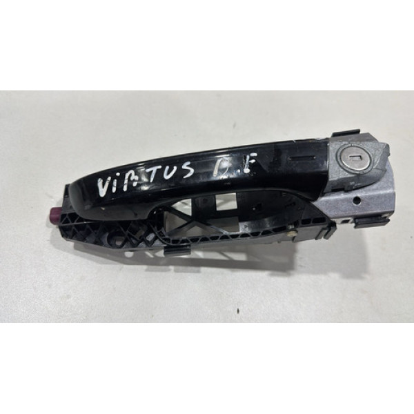 Maçaneta Externa Dianteira Esquerda Polo Virtus 2017 Á 22